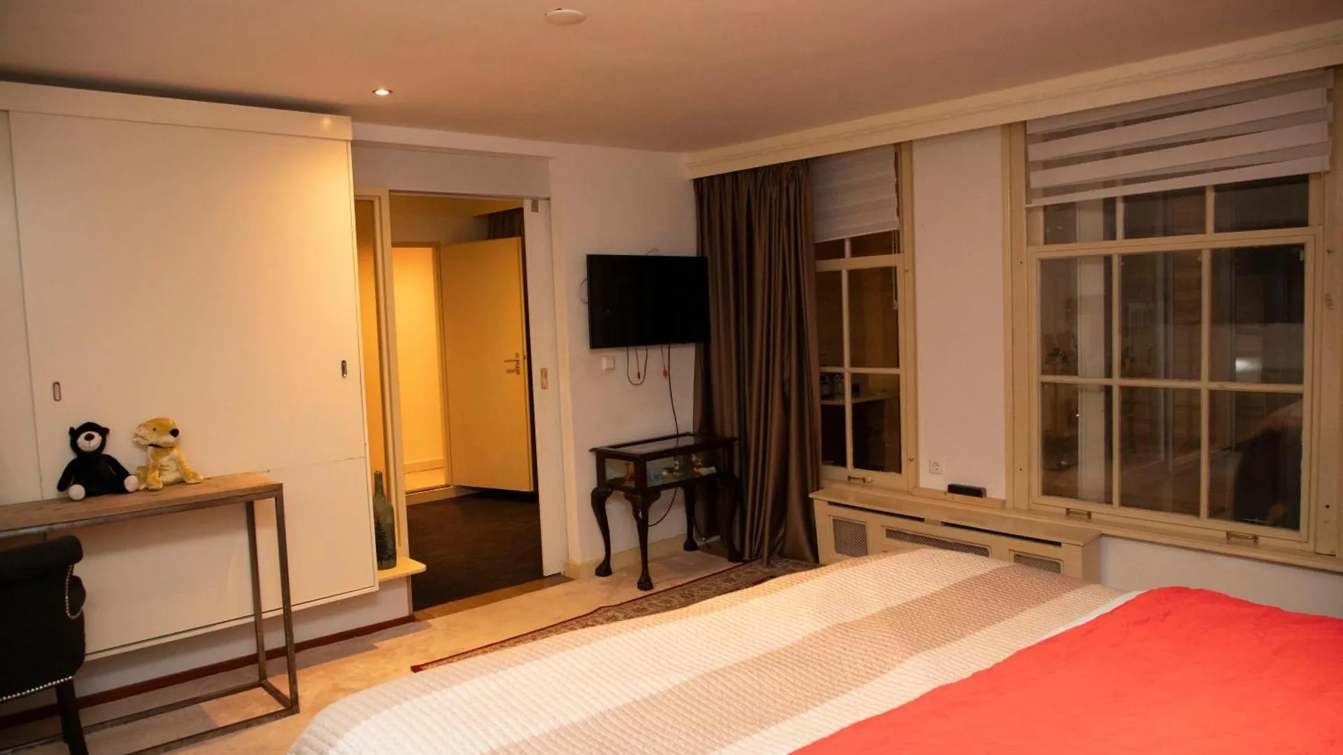 Red Light District B & B Canal View 阿姆斯特丹
